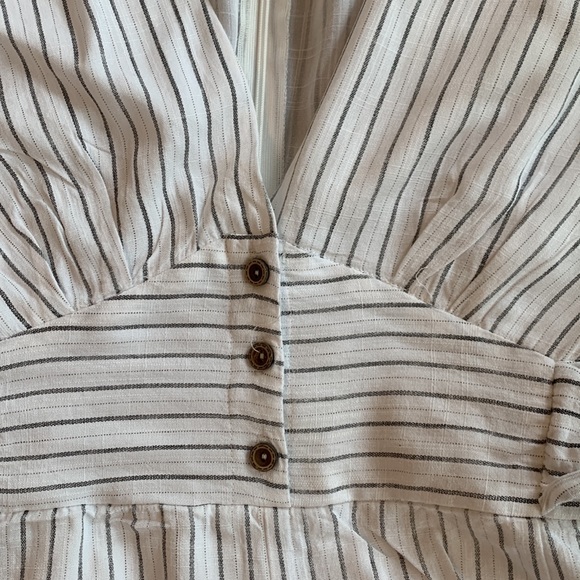 Main Strip Black & White Striped Romper - Picture 3 of 9